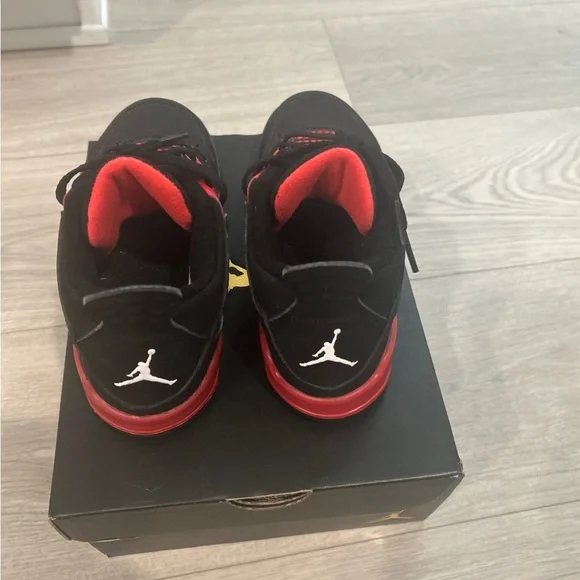 Jordan Retro 4 “Red Thunder” (1) PS 2022 - Picture 3 of 9